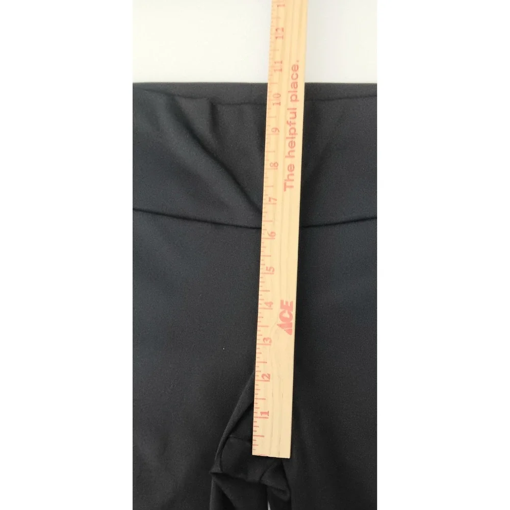 Zuda Flare Crop Leggings Women's Size Small Black Activewear Pants Pullon NEW
